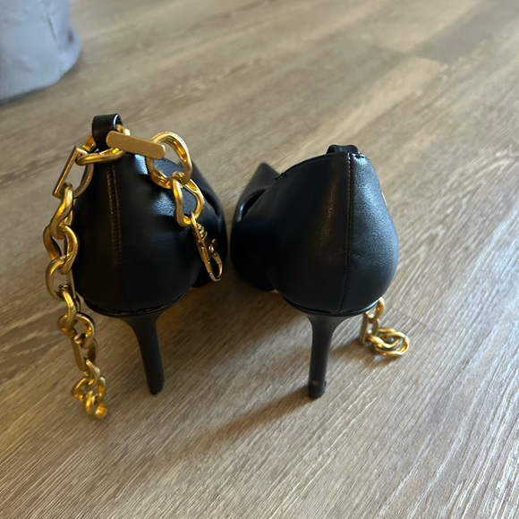 Express heels size 8. Only wore them once. - Picture 4 of 7